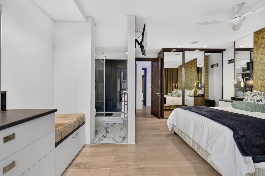 To Let 2 Bedroom Property for Rent in Green Point Western Cape